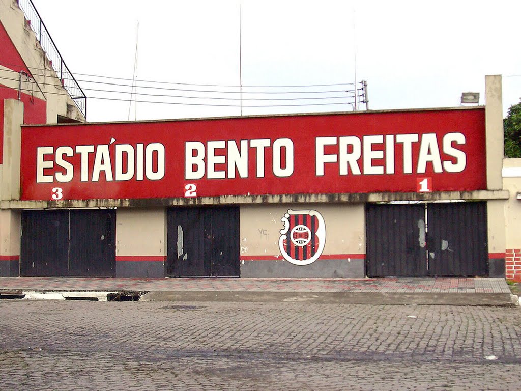 Estadio Bento Freitas - Portão Principal - Valery Pugatch, Пелотас
