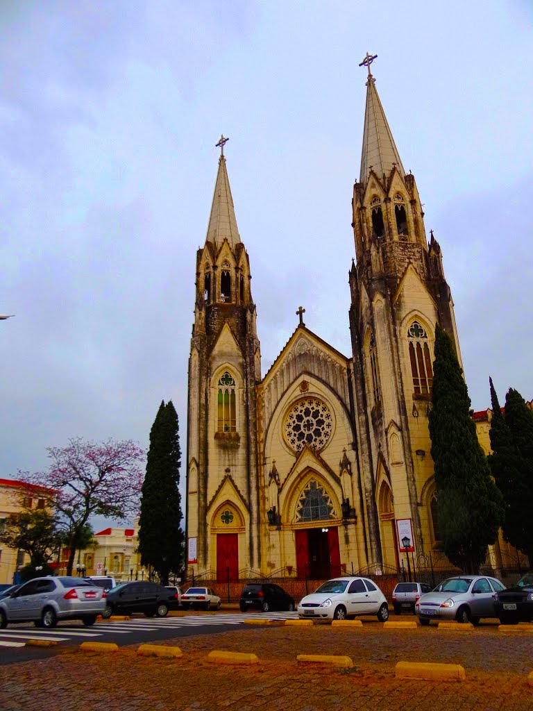 Catedral SantAnna, Botucatu, São Paulo, Brasil, Ботукату