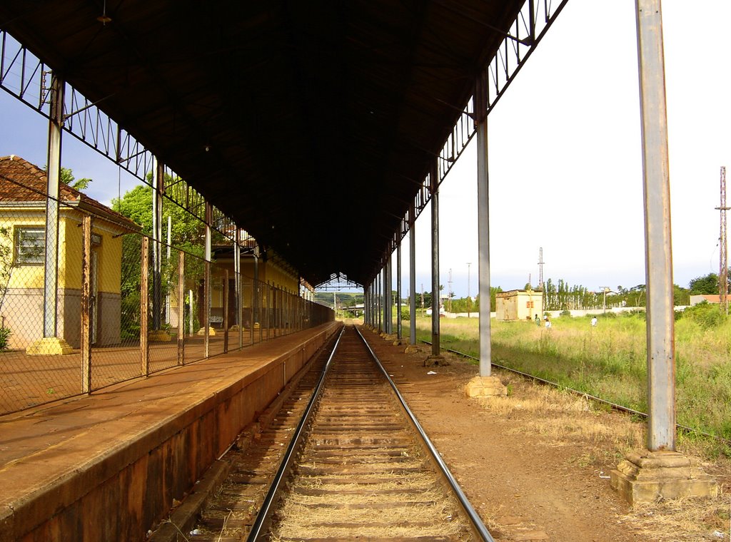 Estação Ferroviária-Jaú, Жау