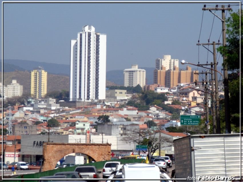 Jundiaí - vista parcial -  Foto: Fábio Barros (www.cidade3d.uniblog.com.br), Жундиаи