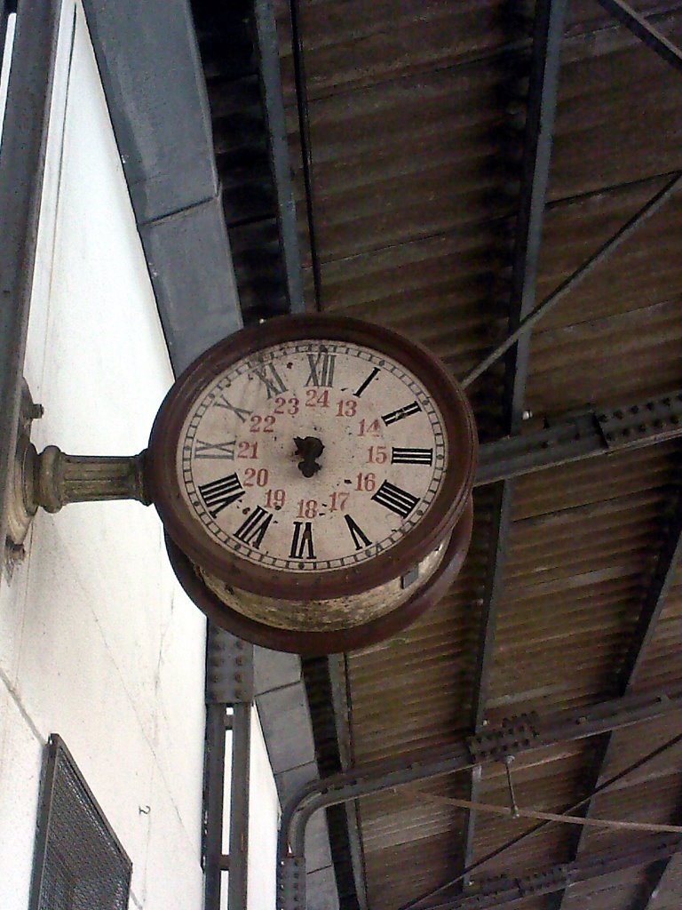 Antigo Relógio - Estação Ferroviária de Marília/SP - Mai/08, Марилия