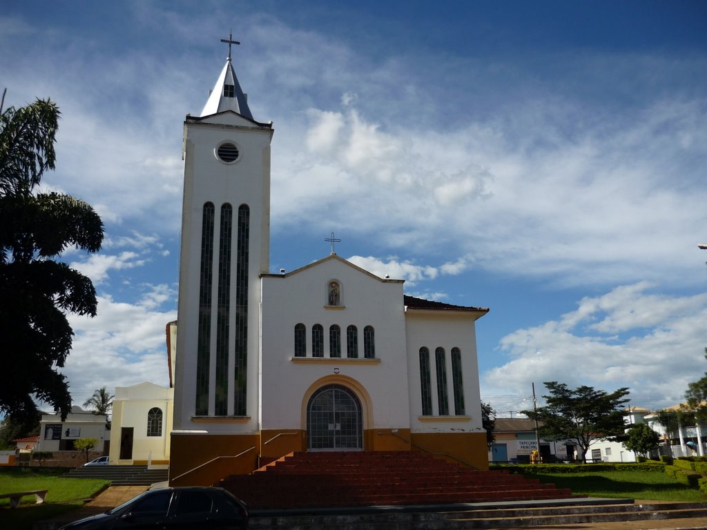 Araguari - Igreja N.Sra. do Rosário, Арагуари