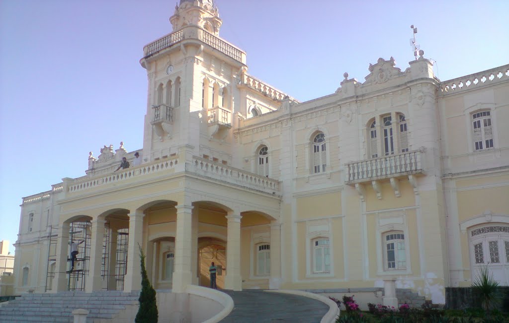 Palácio Ferroviário - Prefeitura de Araguari, Арагуари