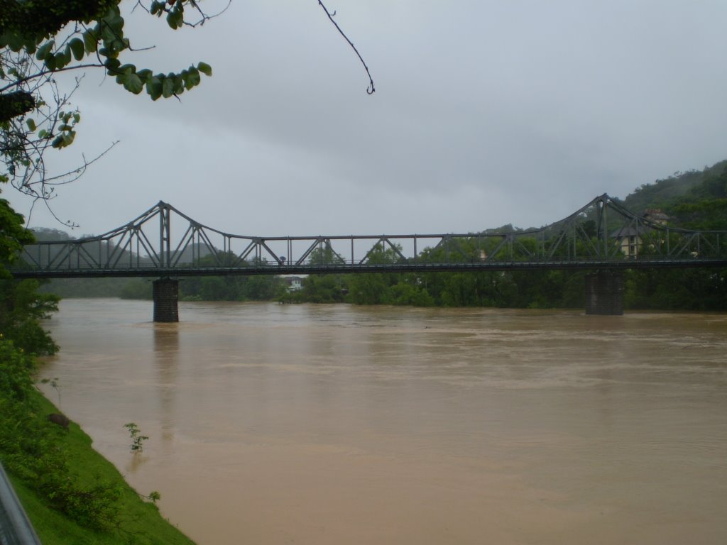 Ponte Antiga Estrada de Ferro de Santa Catarina, Блуменау