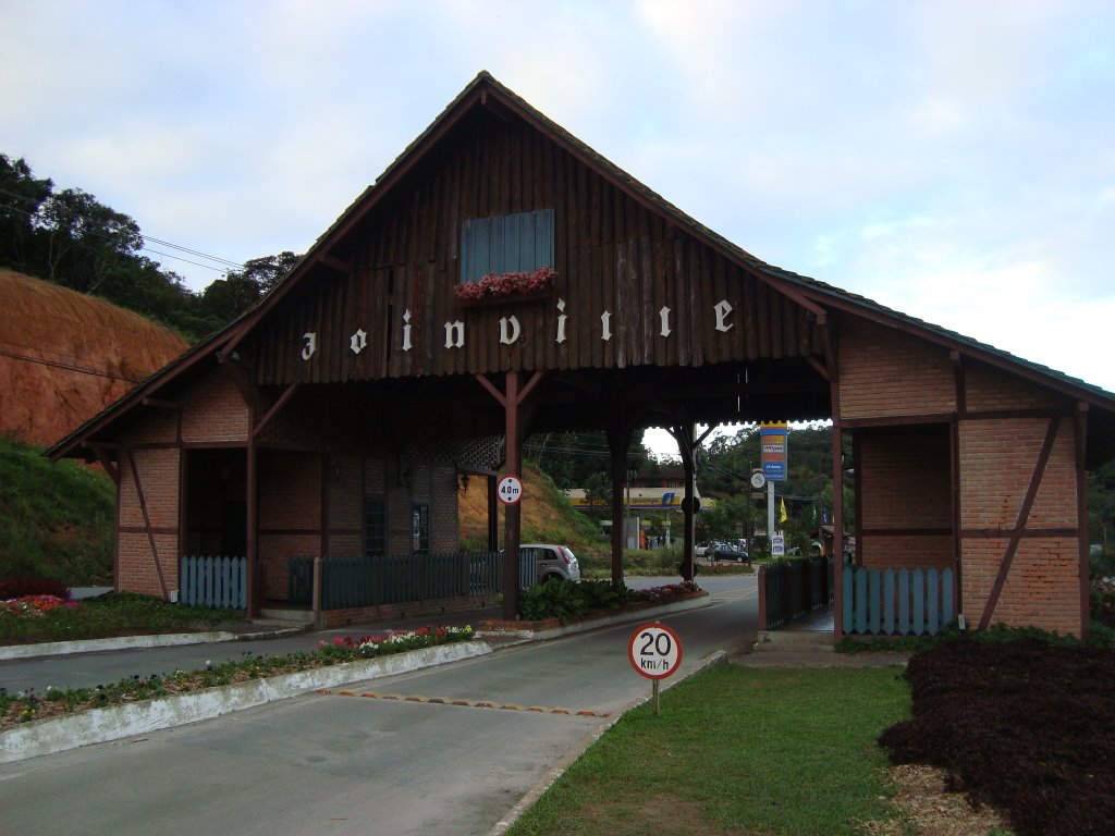 Portal da entrada da cidade de Joinville, Santa Catarina,Brasil., Жоинвиле