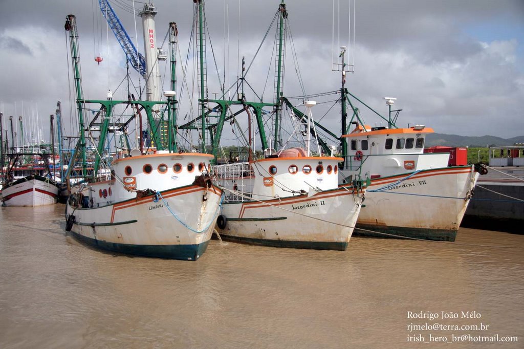 Leardini´s fishing boats, Итажаи
