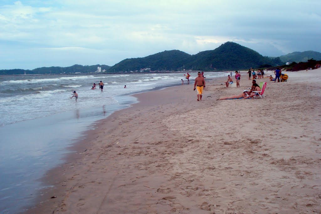 PRAIA EM NAVEGANTES, Итажаи