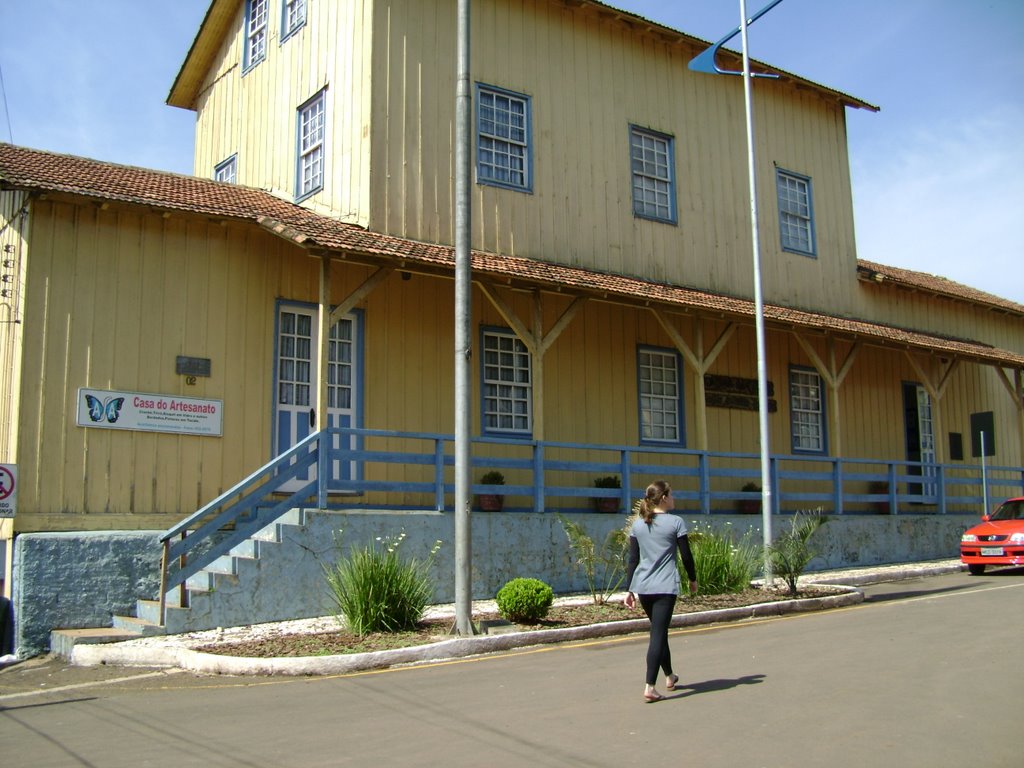 Casa do Artesanato no Centro de Seara - Seara, SC, Жуазейру-ду-Норте