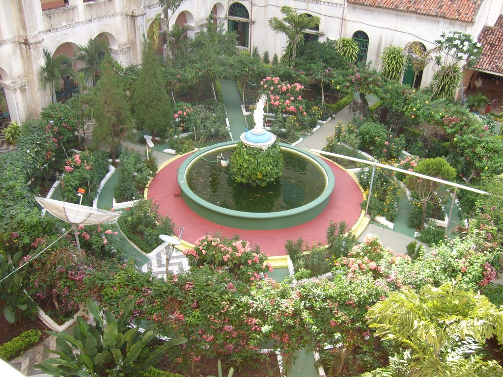 Jardim Interno do Mosteiro dos Jesuítas., Крато