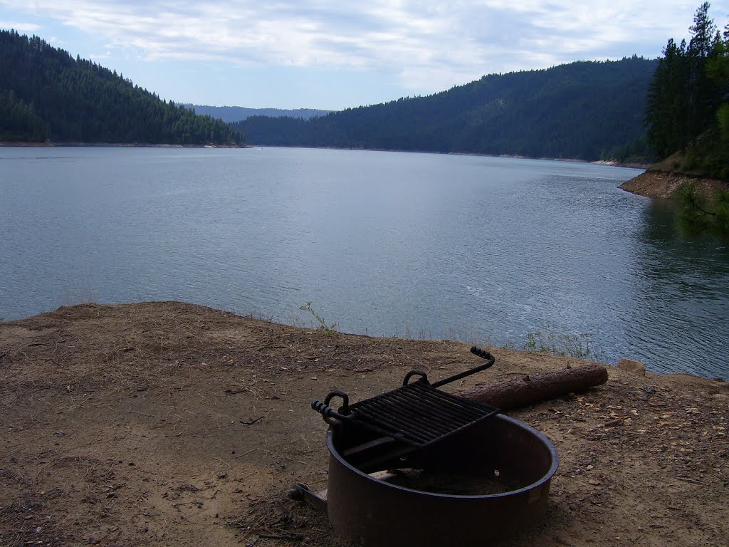 4.7 Mini Camp - Dworshak Reservoir - Ahsahka, Idaho, Орофино