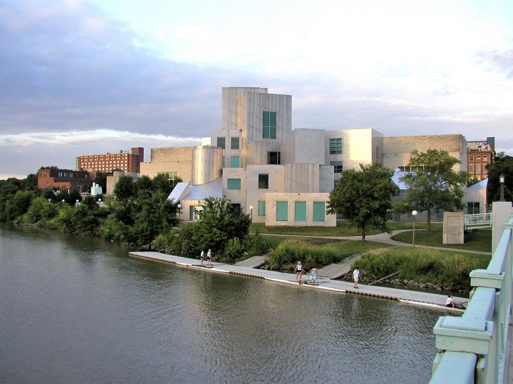 Advanced Tech Laboratory, Айова-Сити