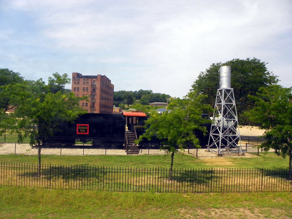 Burlington Route Locomotive and Water Tower, Барлингтон