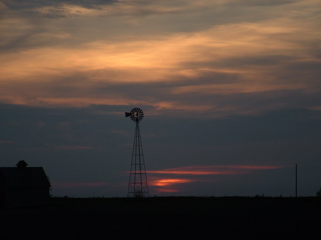 Farm sunset in Boone County, Гринфилд