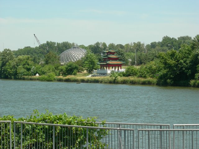 Des Moines River Pagoda, Де-Мойн
