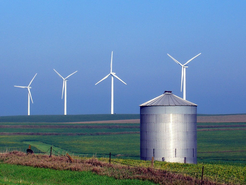 Wind Turbines & Grain Bin, Калумет