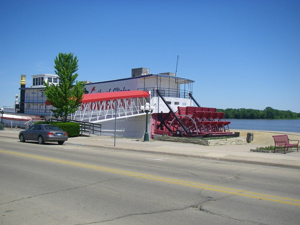 Showboat Theater - Clinton, Iowa, Клинтон
