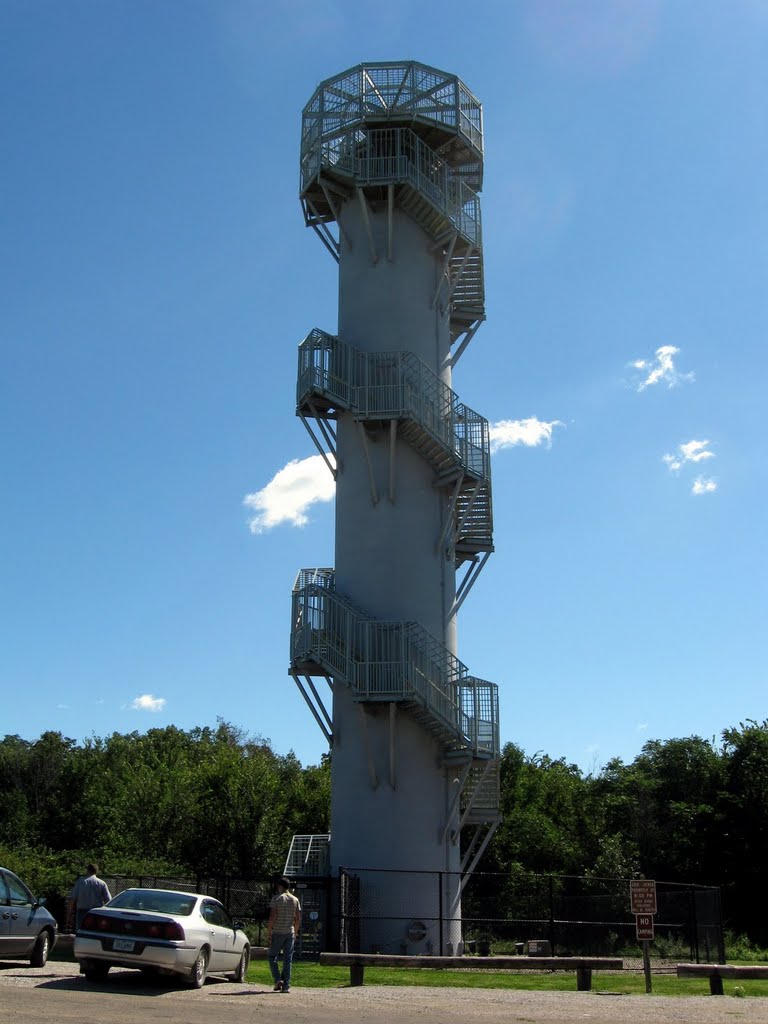 Cordova Park Observation Tower, Lake Red Rock, Iowa., Коридон