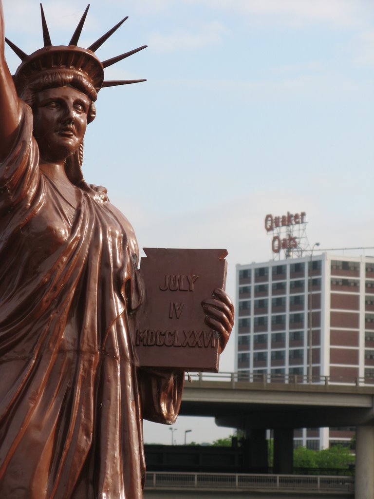 Statue of Liberty, Quaker Oats in Cedar Rapids, Седар-Рапидс