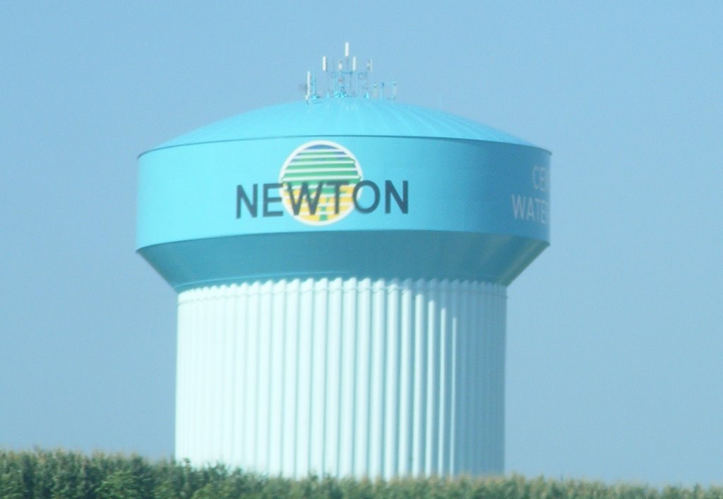 Newton Tower, Чаритон