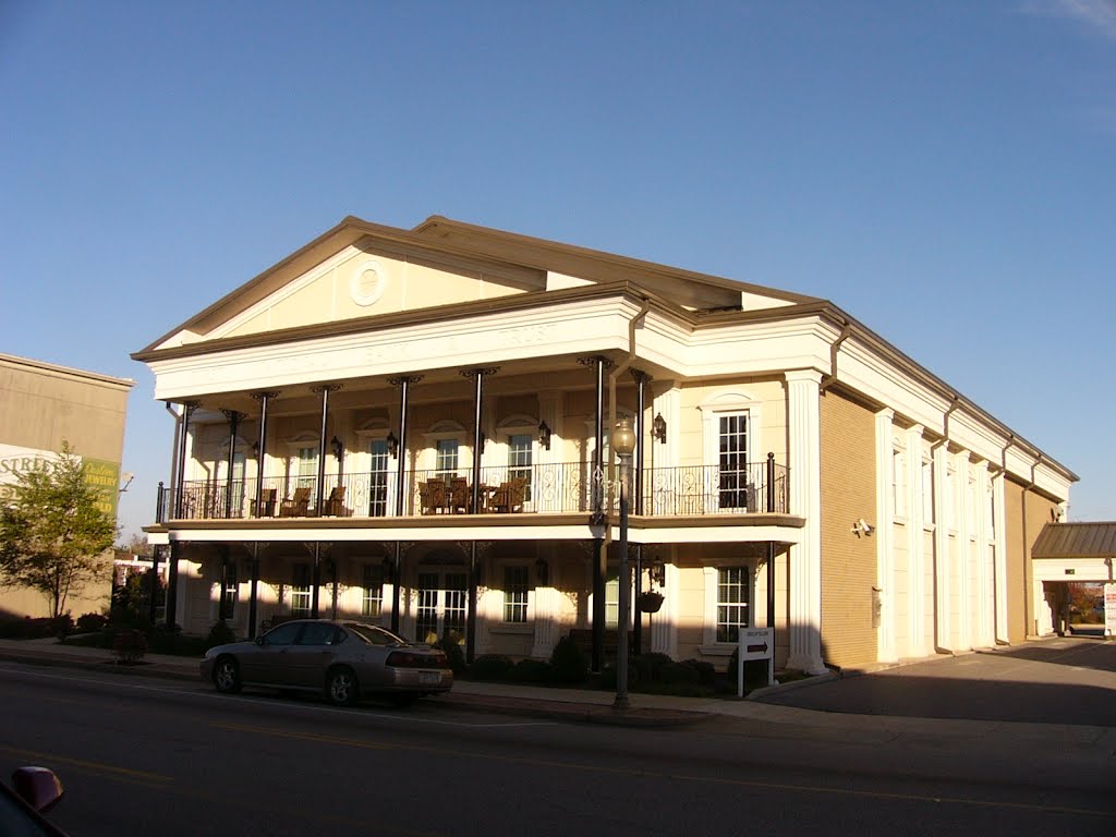 Building on Louisville St, Atmore, AL (2010), Атмор