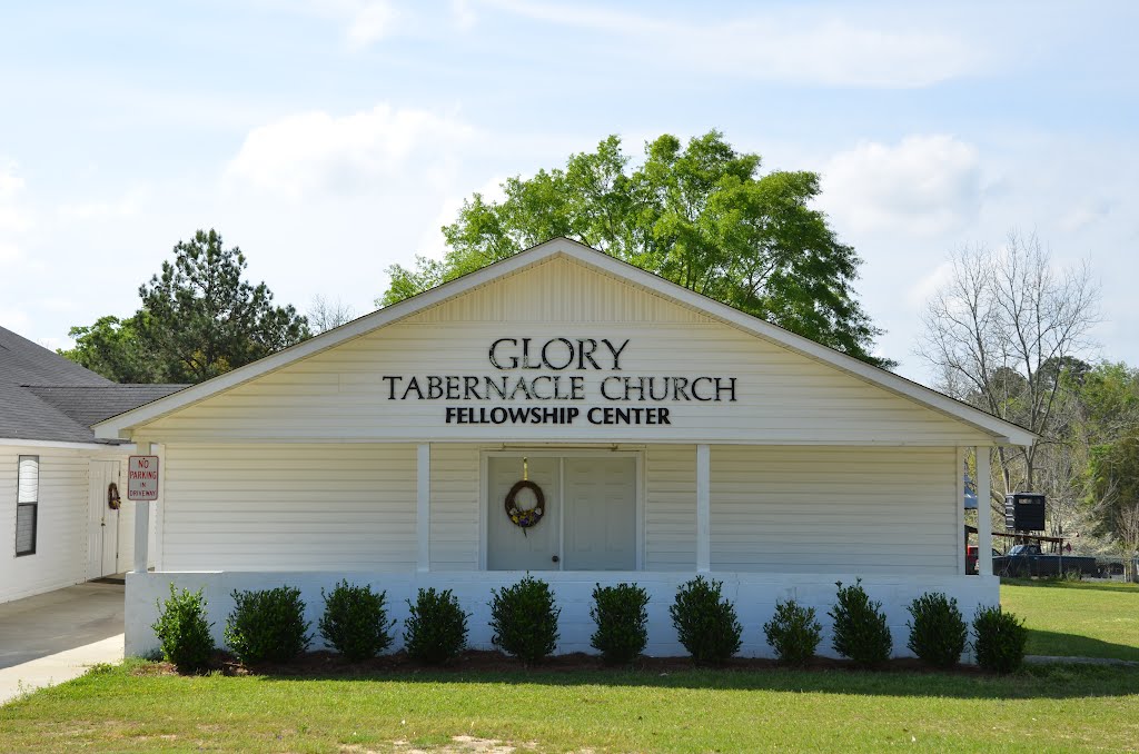 Glory Tabernacle Fellowship Center, Опп
