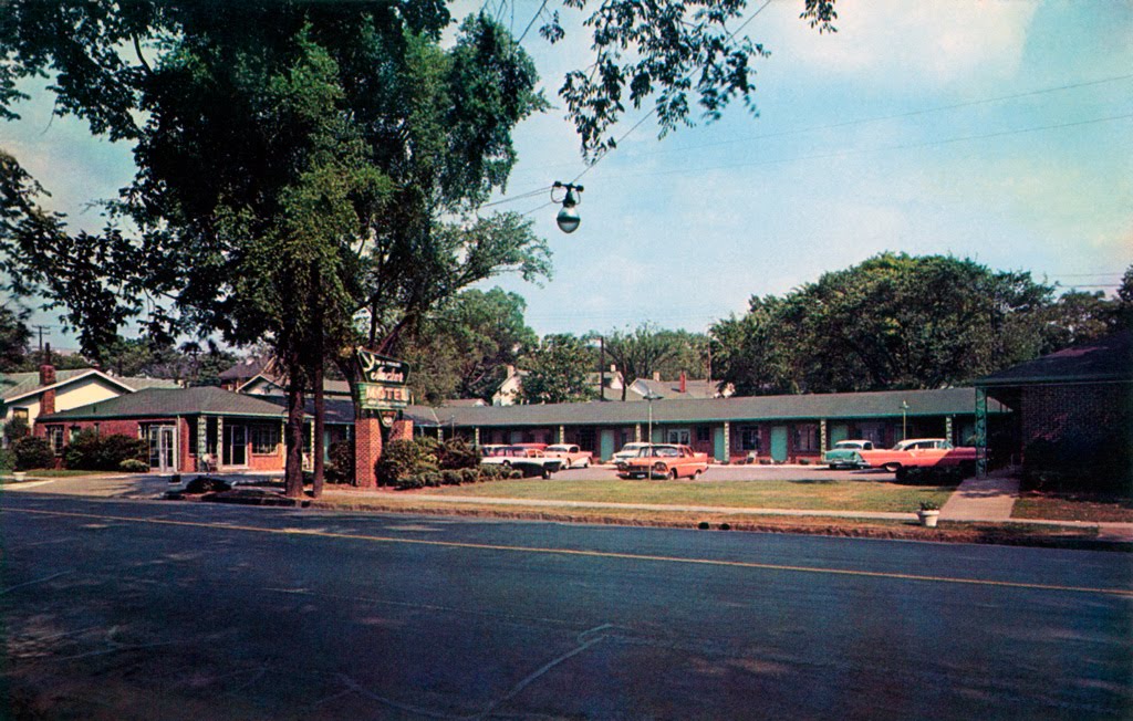 Anchor Motel in Birmingham, Alabama, Таррант
