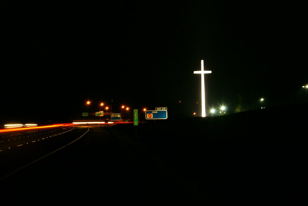 Lighted Cross, Таррант