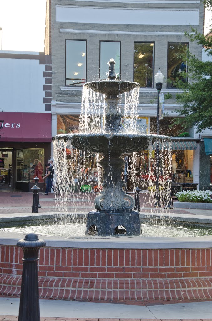 Fountain on Broadway, Феникс-Сити