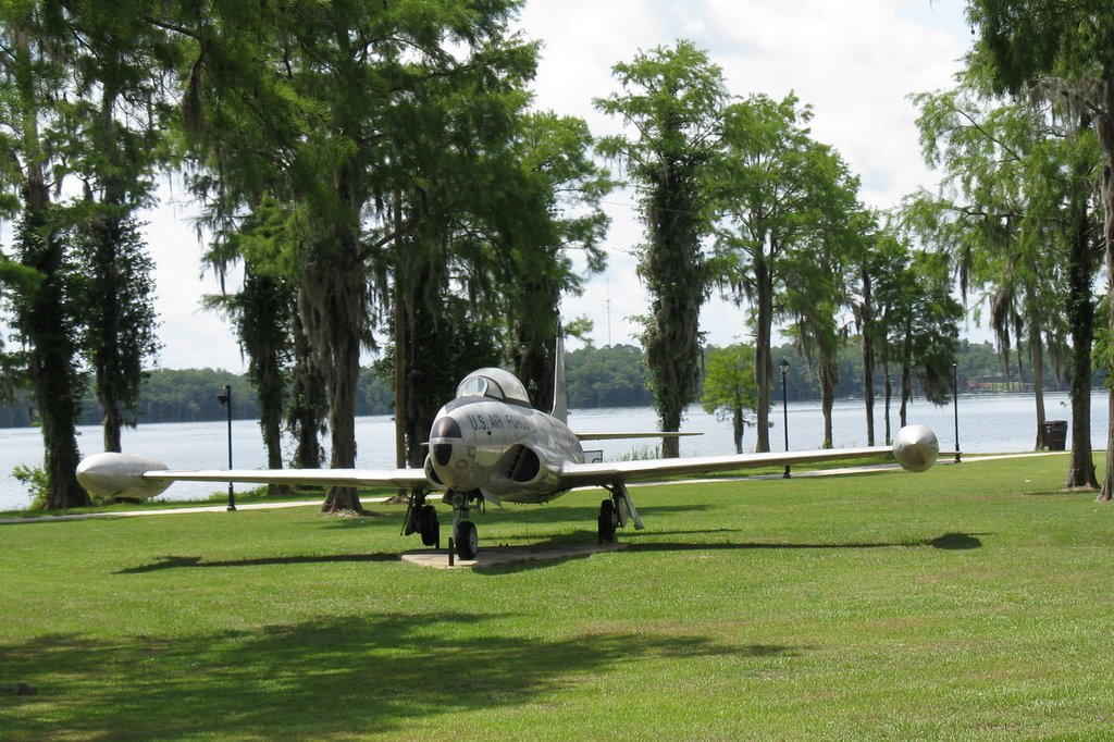 T-33 In Florala, Alabama, Флорала
