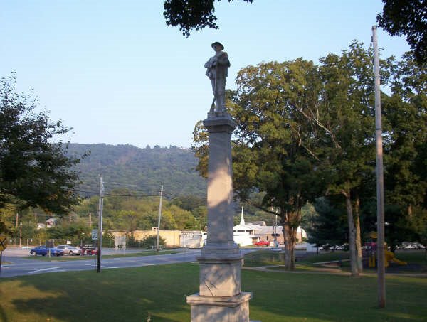 Old Statue At City Park 2003, Форт-Пэйн