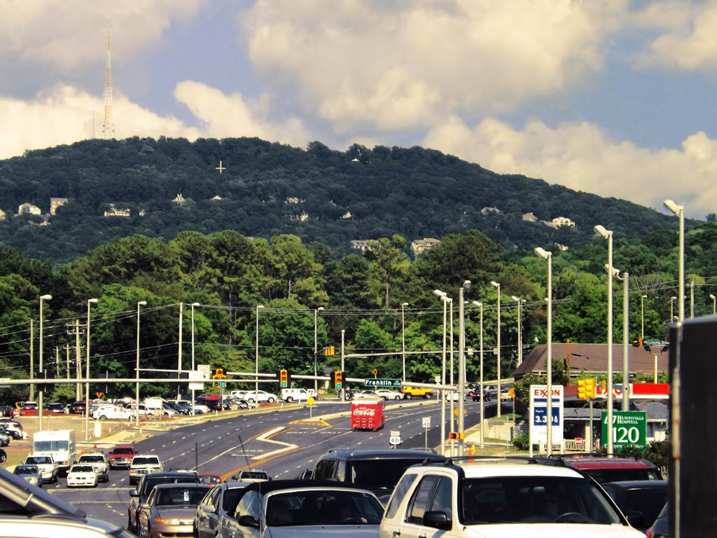 The mountain over the highway, Хунтсвилл