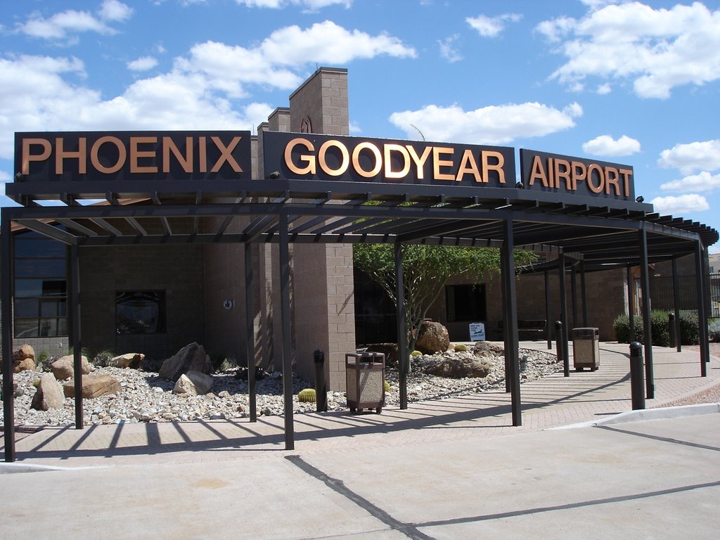 Goodyear Airport, Авондейл