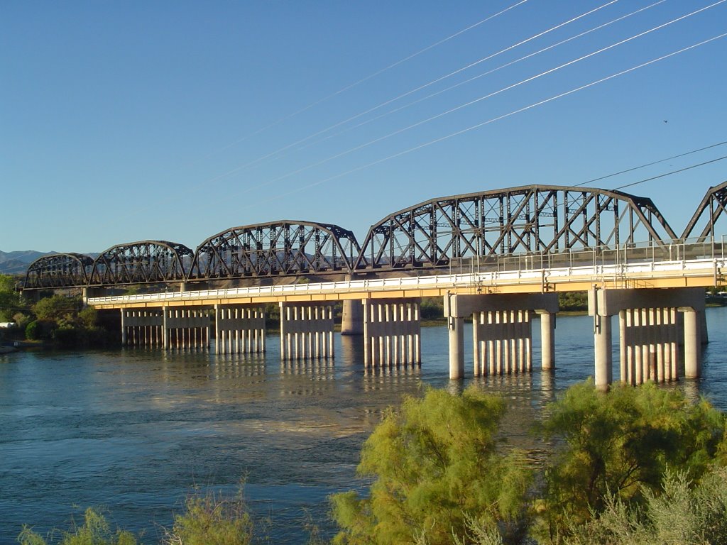 Bridge (from Parker Az to California side), Паркер