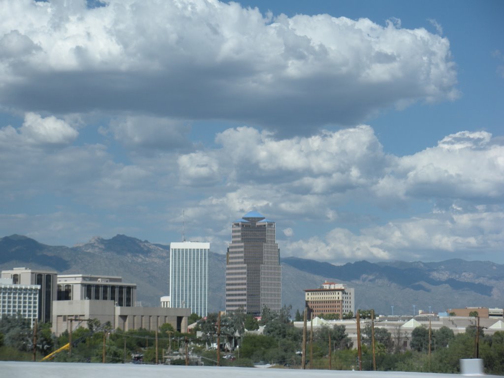 Downtown seen from I10, Tucson, Arizona, Тусон