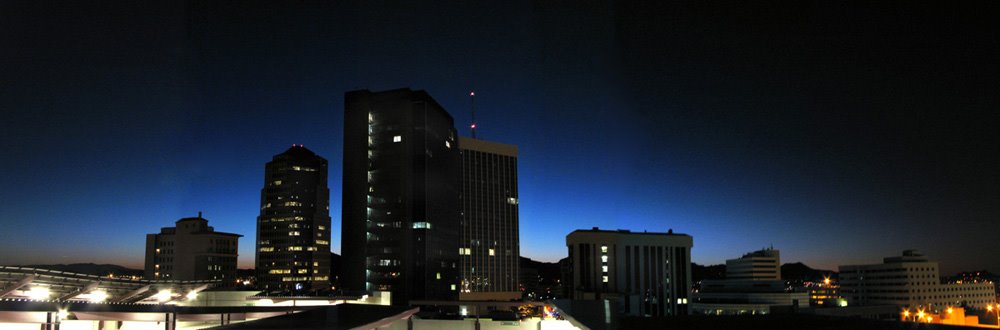 Downtown Tucson from parking garage.  [Fixie Garage Climbing], Тусон