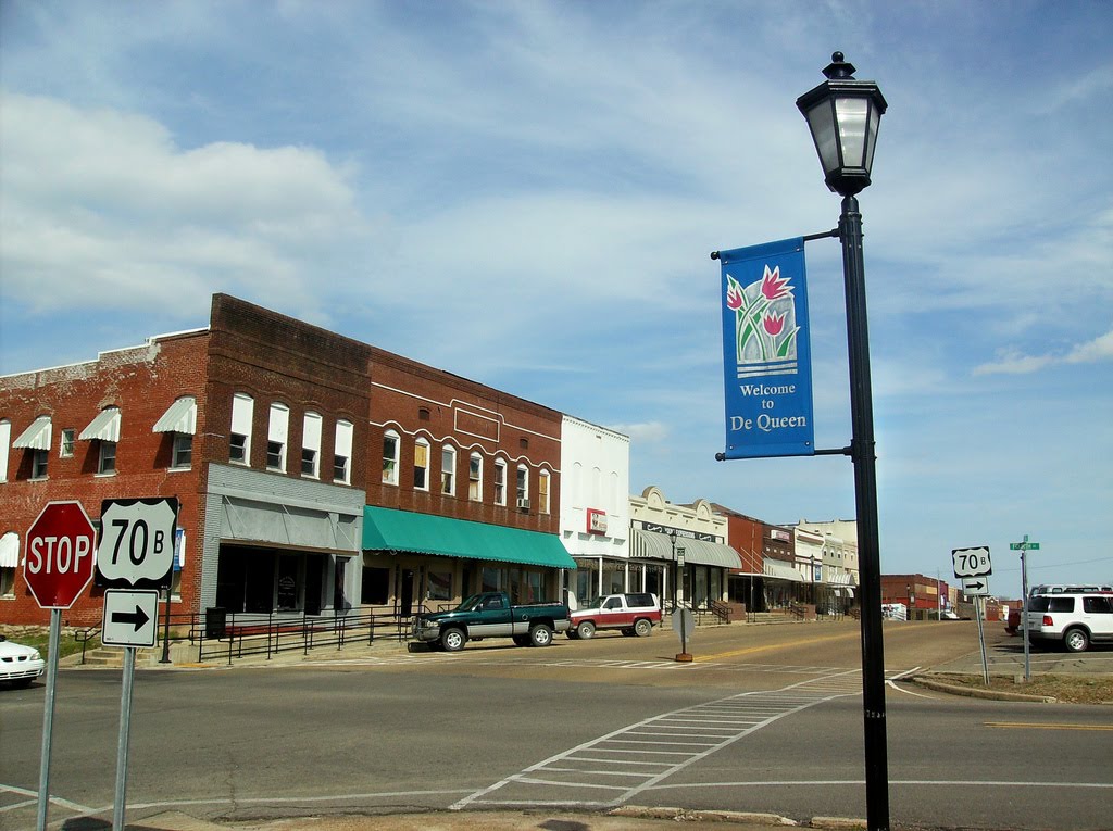 Beautiful Downtown De Queen, Sevier County, Arkansas, Блевинс