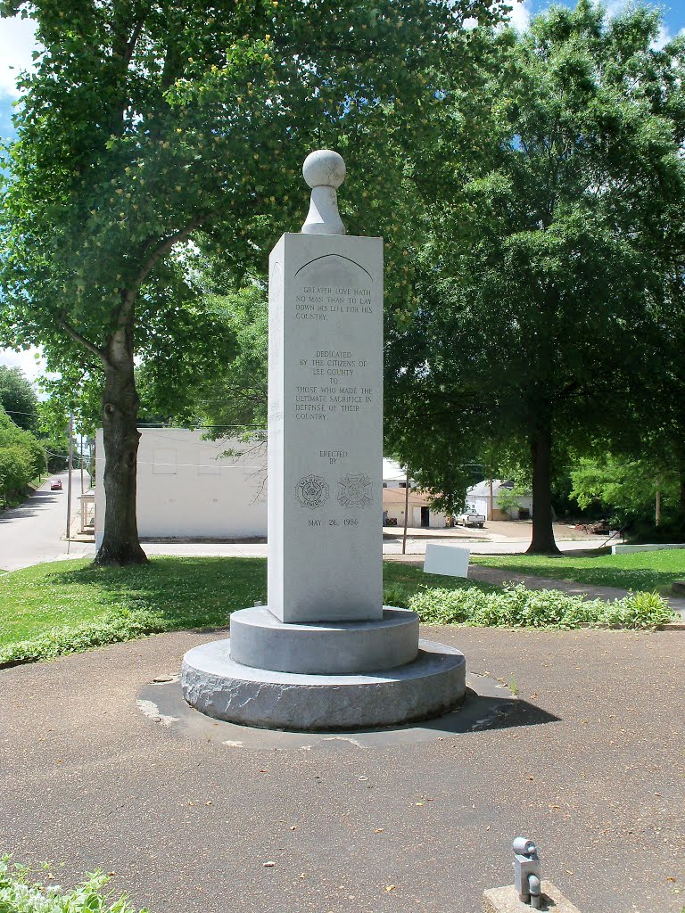 Veterans Memorial, Марианна