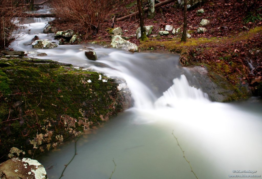Waterfall along the Ouachita National Recreational Trail, Озан