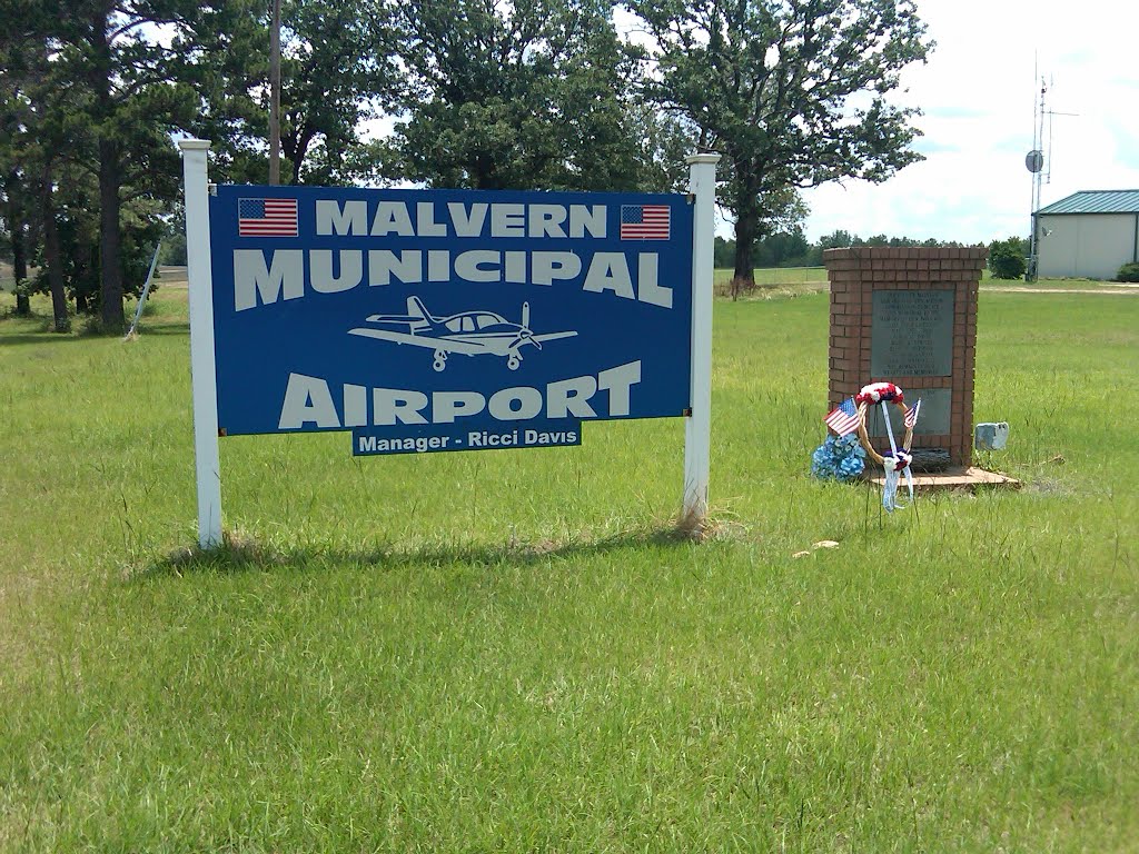 Malvern Municipal Airport, Рокпорт
