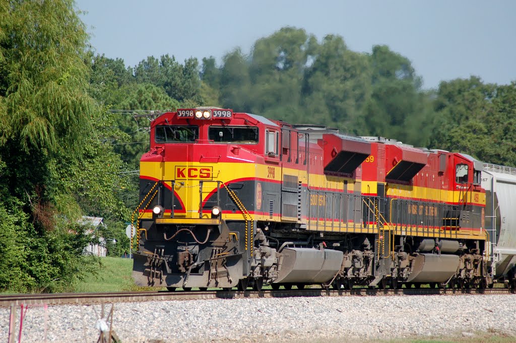 Kansas City Southern Railroad Locomotives No. 3998 and No. 4059 at Rodessa, LA, Росстон