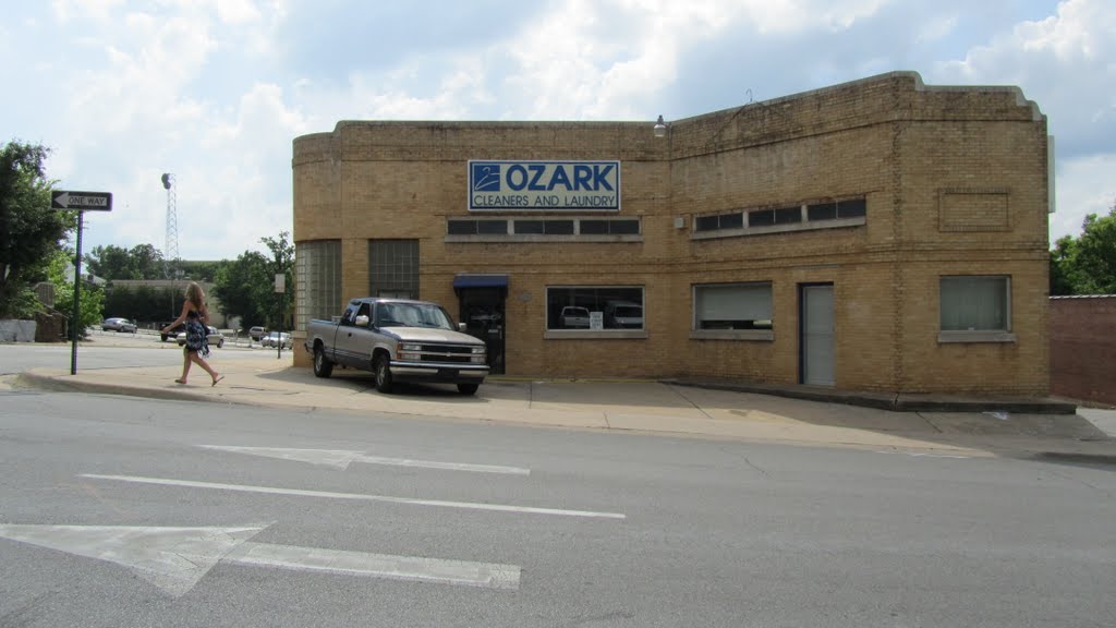 Ozark Cleaners and Laundry, Fayetteville, Arkansas, Фейеттевилл