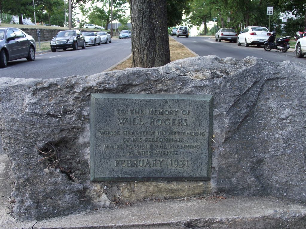 Will Rogers monument (威爾˙羅傑斯的紀念碑), Фейеттевилл