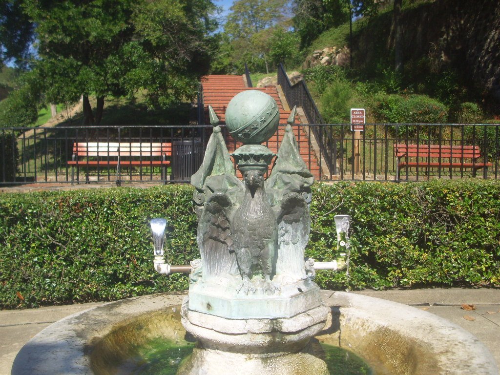 Fountain At The Promenade, Хот-Спрингс
