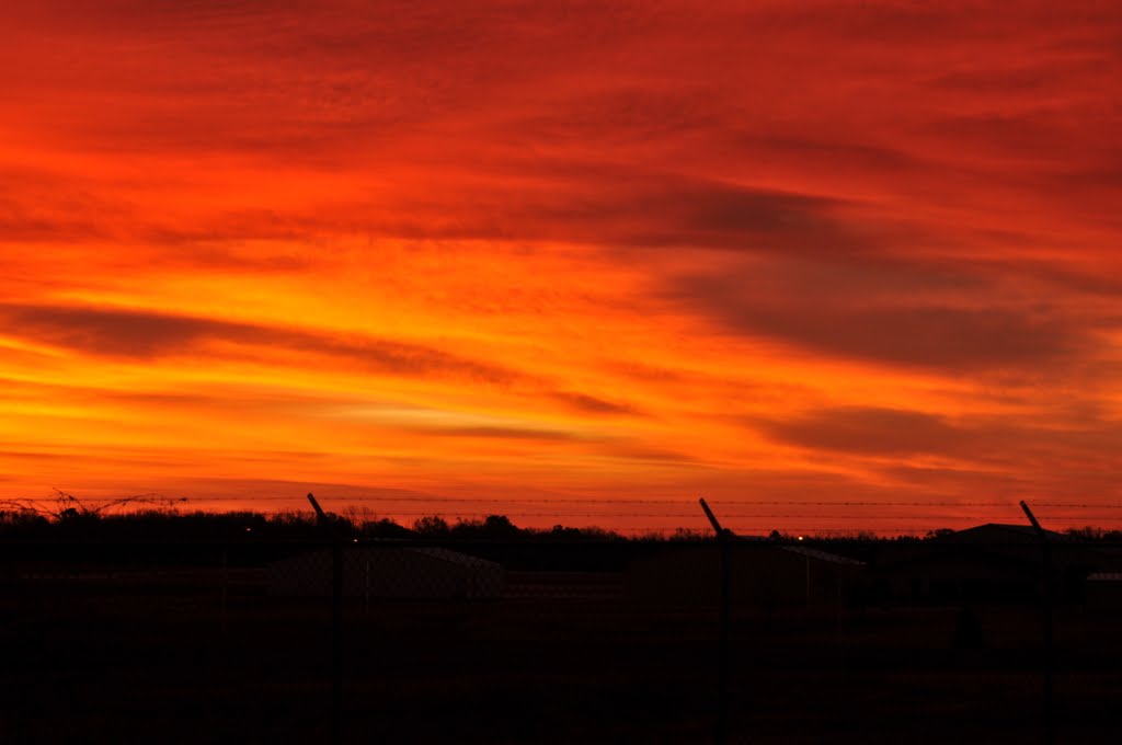 Sunrise at N. Little Rock Airport, Шервуд