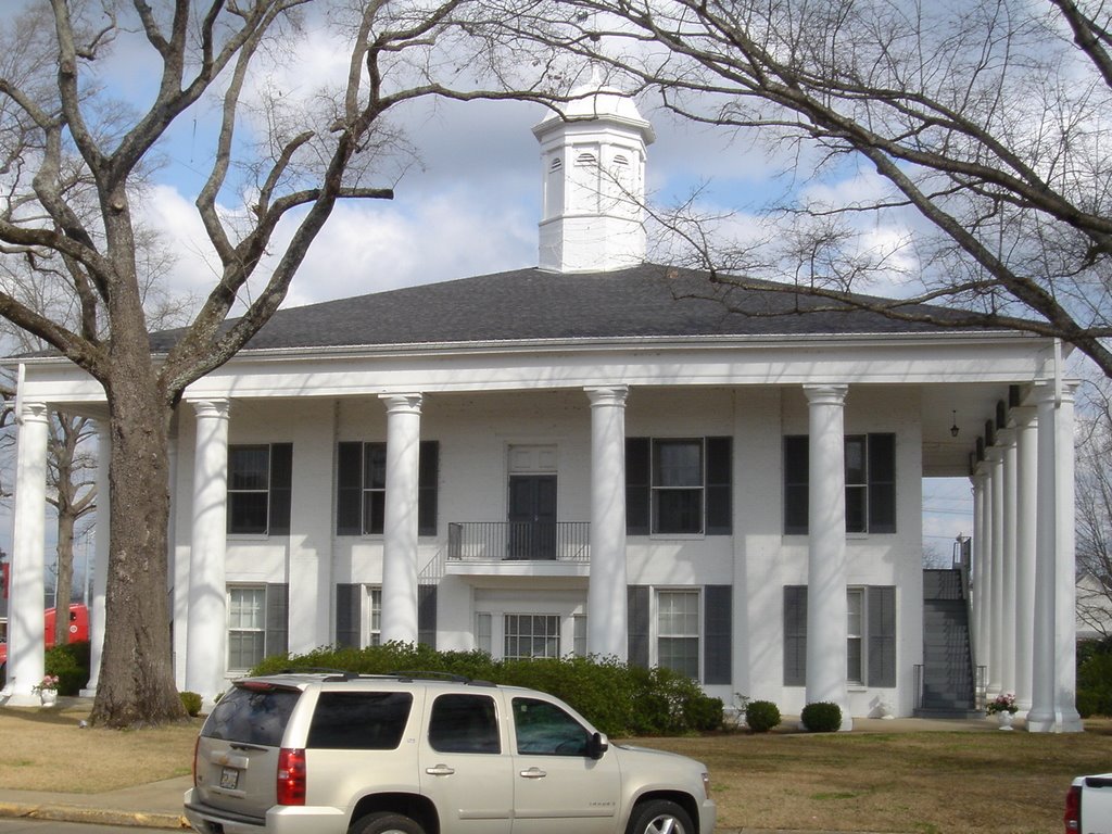 Homer Louisiana Courthouse, Эмерсон