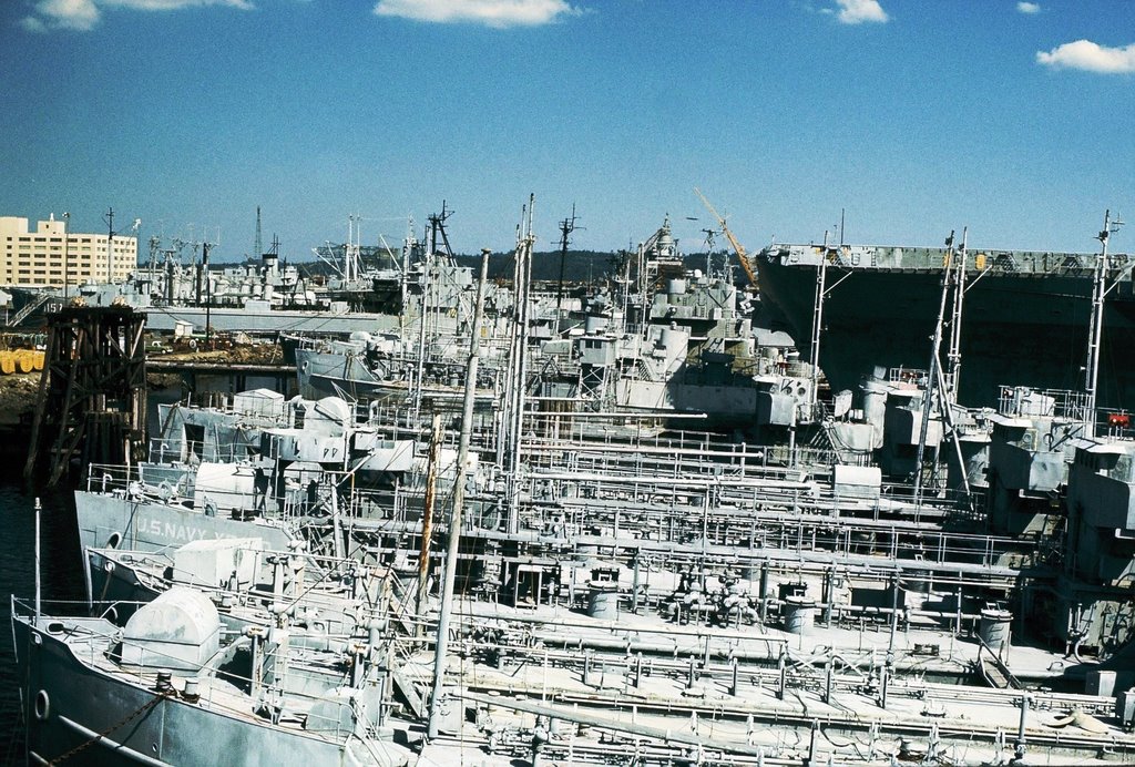 Bremerton Navy Yard 1974 -1, Бремертон