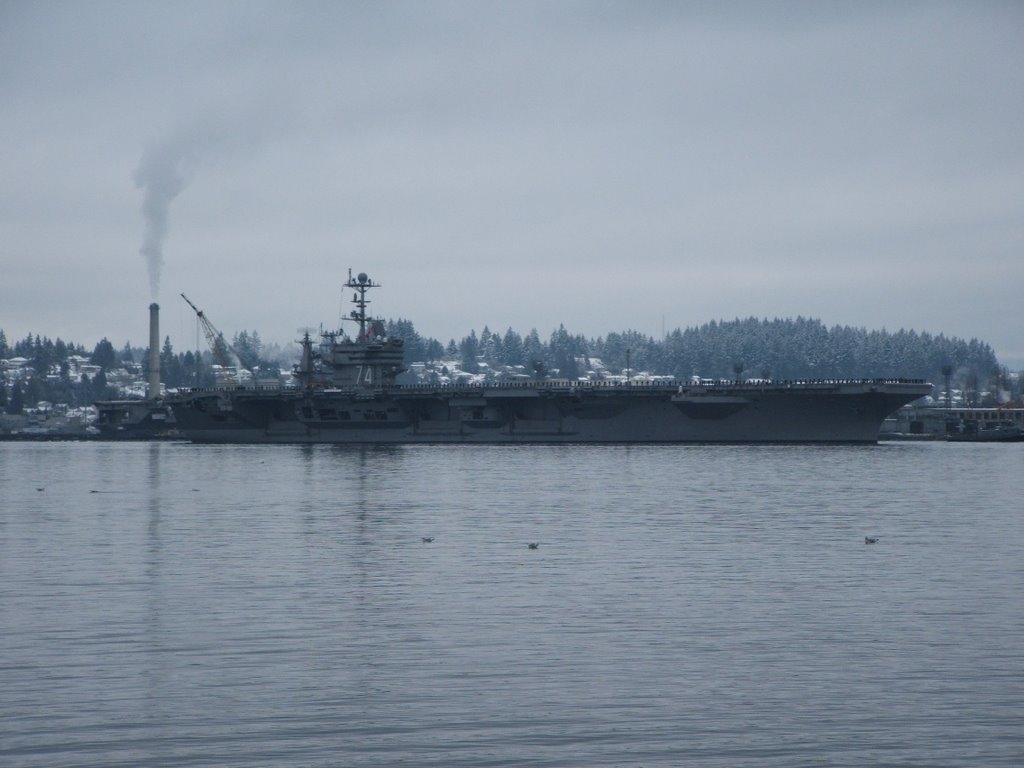 USS Stennis leaving for deployment, Бремертон