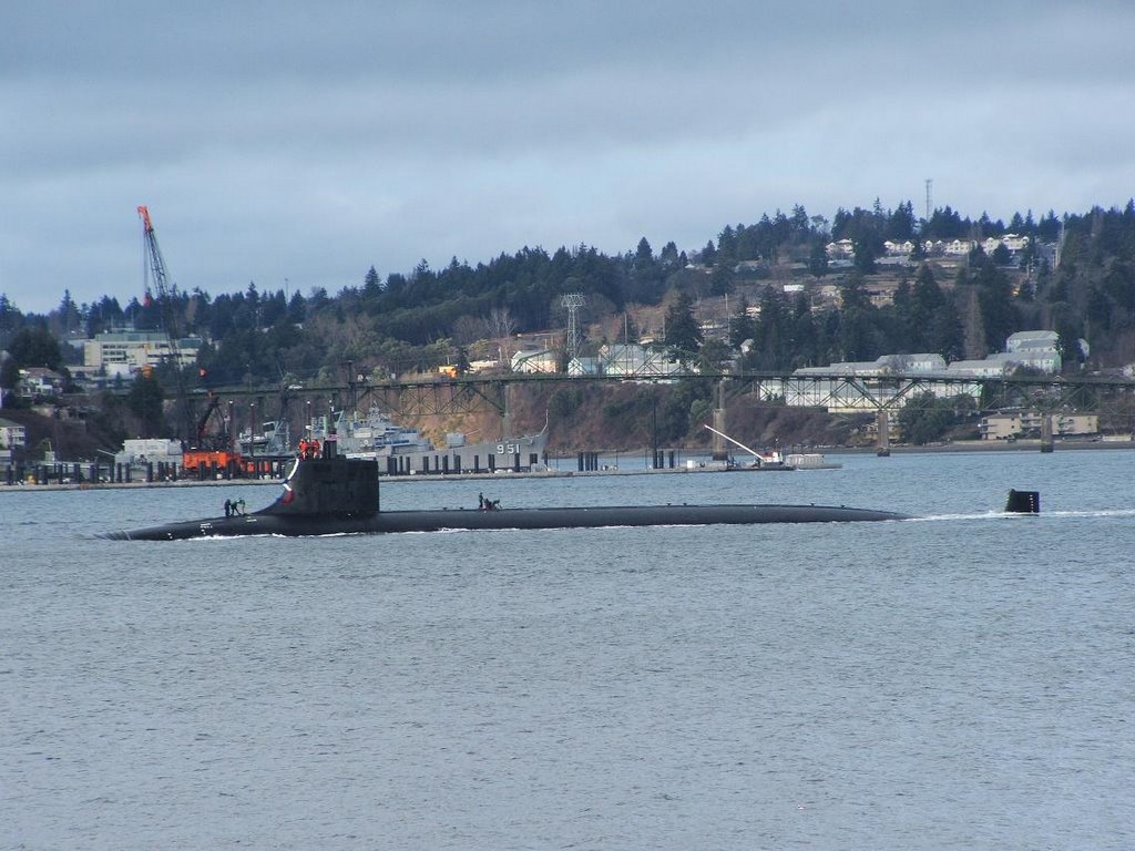 USS Connecticut, sailing into Bremerton for the first time, Бремертон
