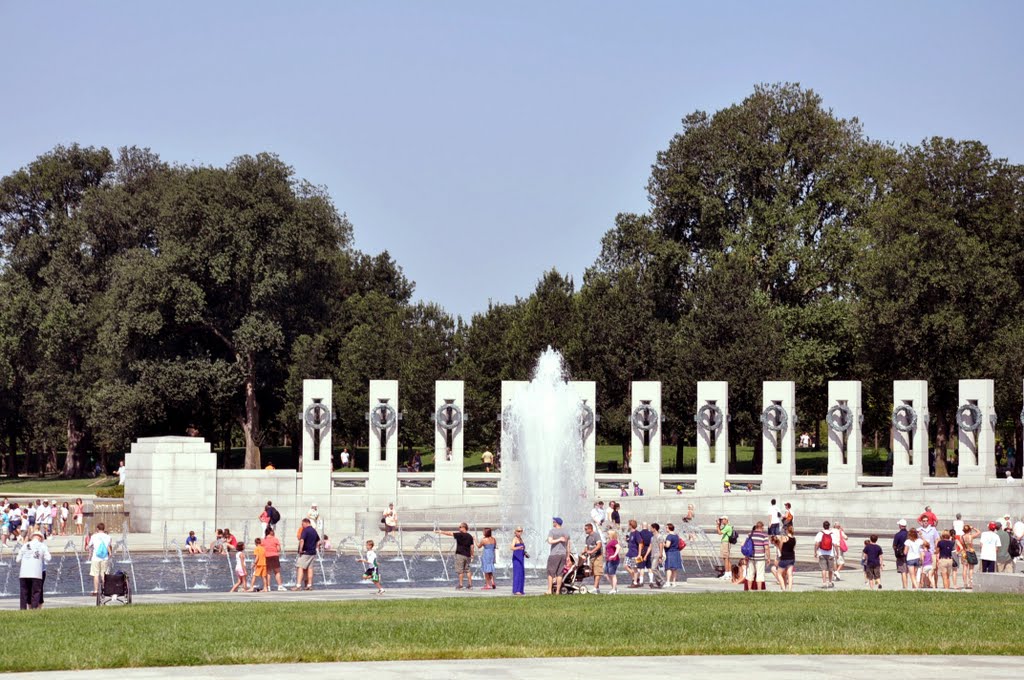 World War II Memorial Washington DC.USA, Ист-Венатчи-Бенч