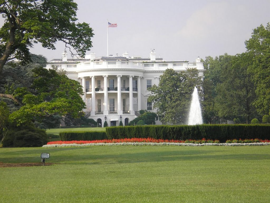 Fehérház - The White House, Мак-Хорд база ВВС